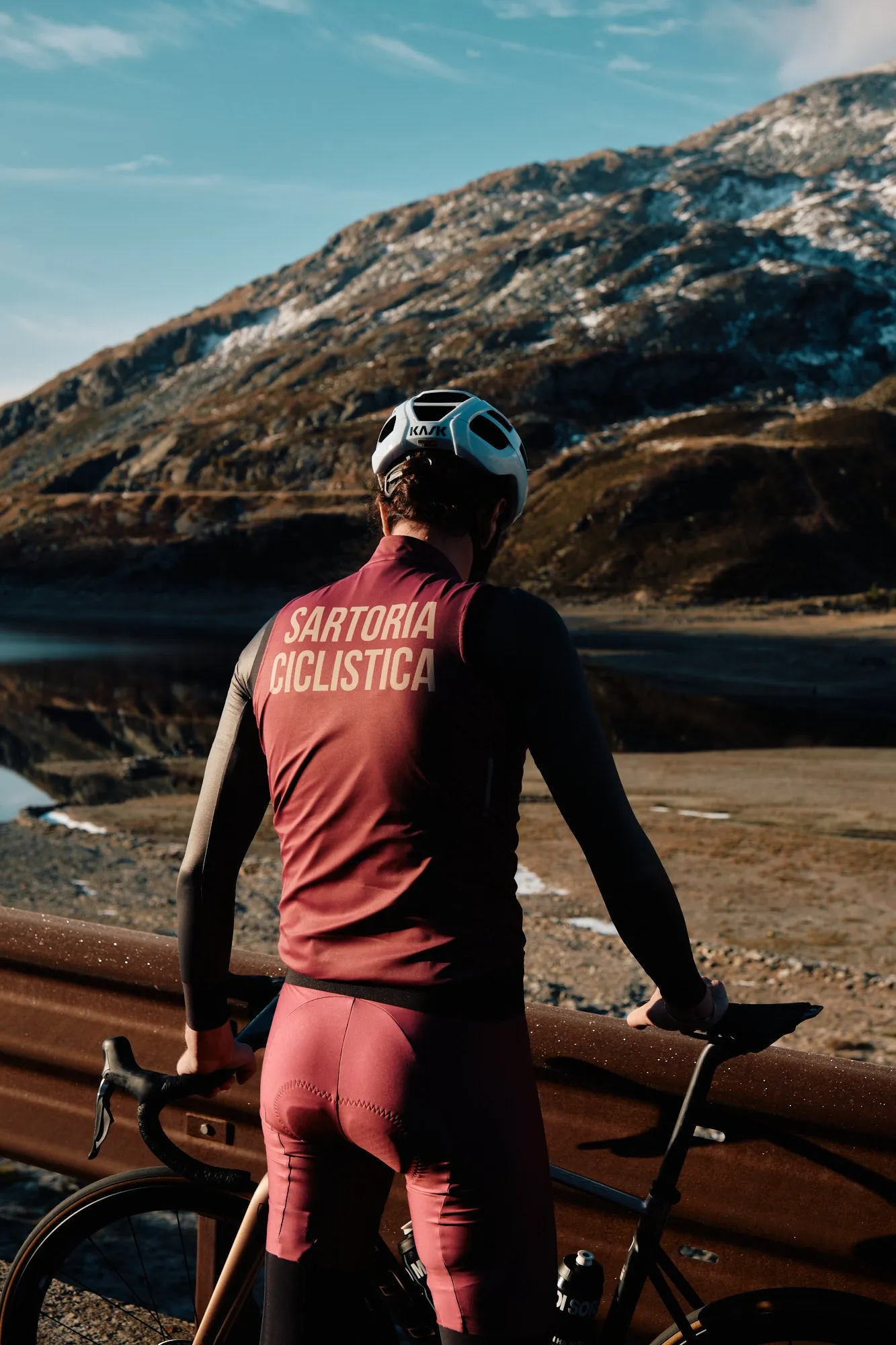 Aero Wind and water proof vest - Cherry wine