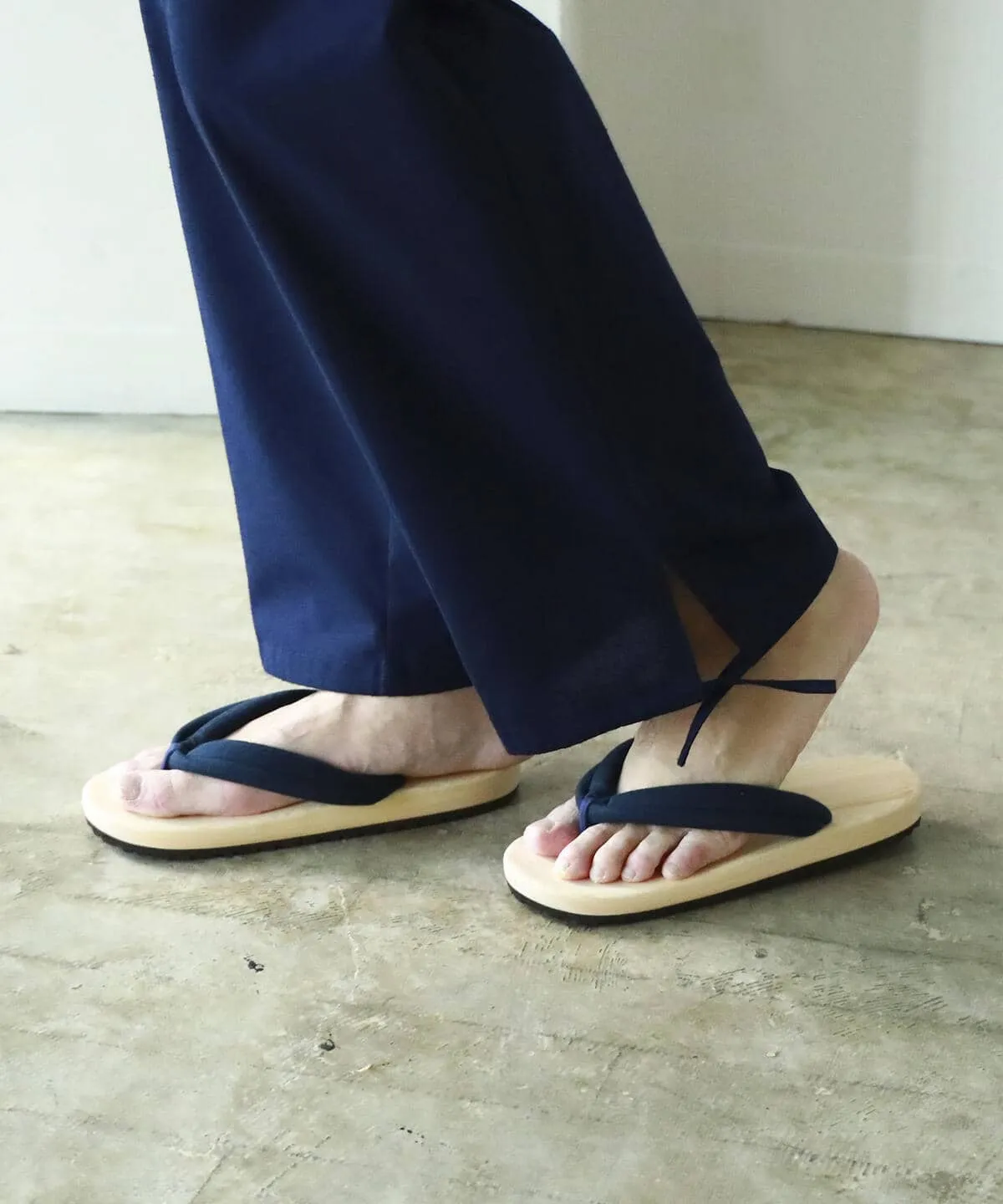 BEAMS JAPAN x Uratsuka-kobo Geta Sandals