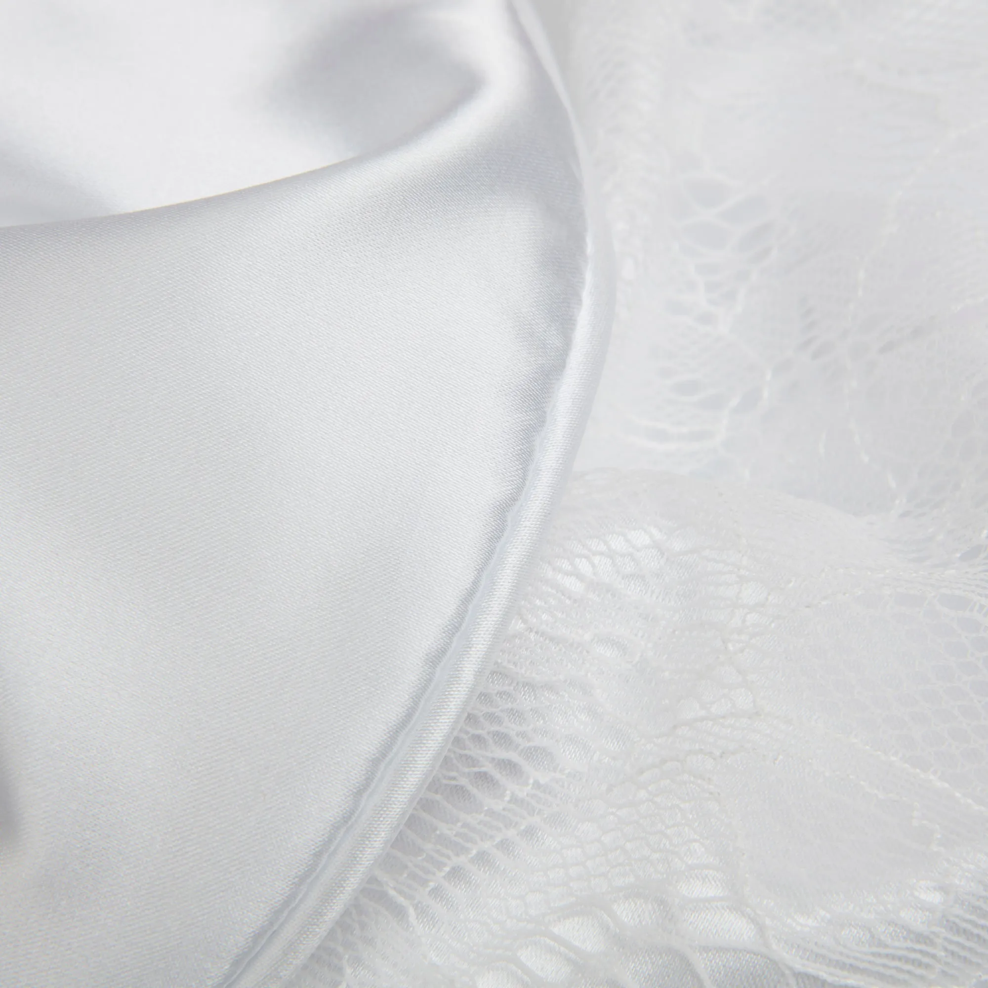 Classic White Lace Shoe Bag - Set of 2