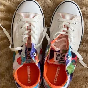 ~Converse~ NWOT Rainbow Blotches White Sneakers