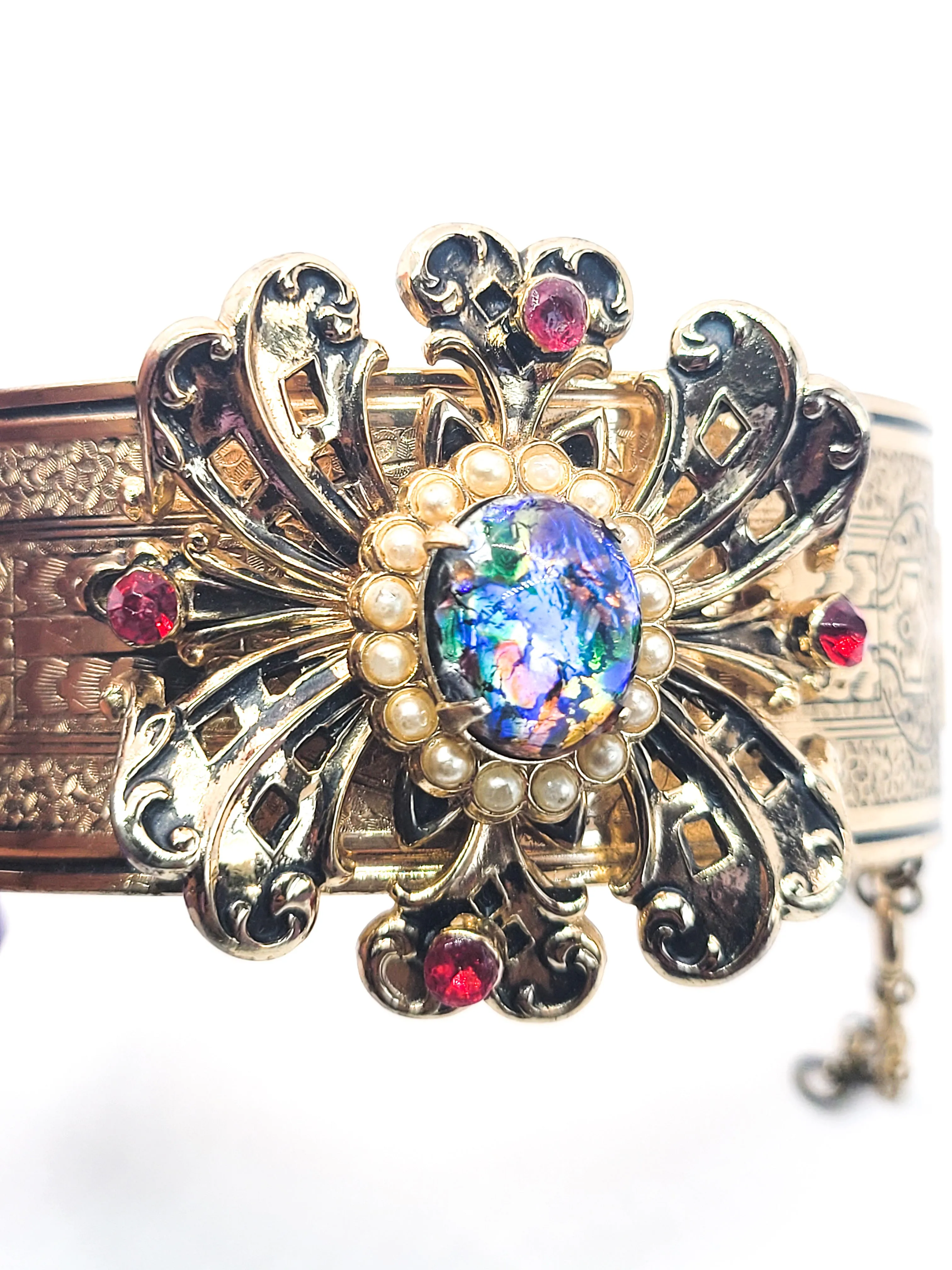 Coro Pegasus signed dichroic glass faux pearl taille d'épargne rhinestone cuff bracelet
