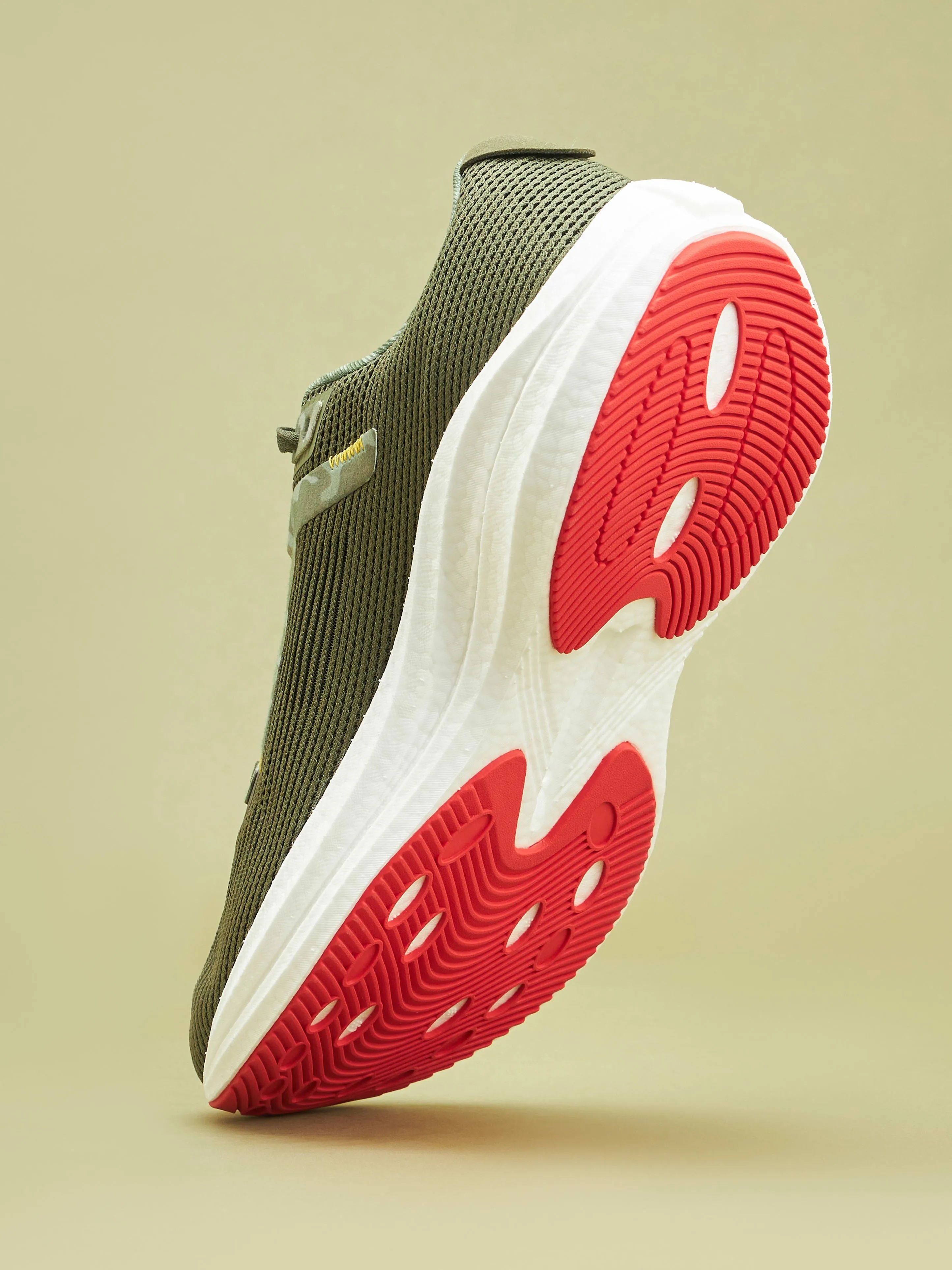 cult Versa DFNDR Men Running Shoes - Olive