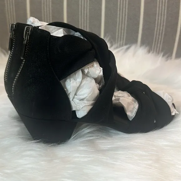 Eileen Fisher JOY Twist Mesh Knot Sandals