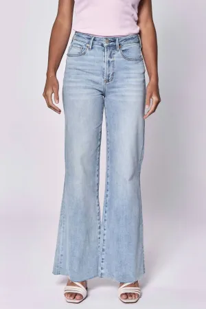 Fiona High Rise Wide Leg Jean In Montilla