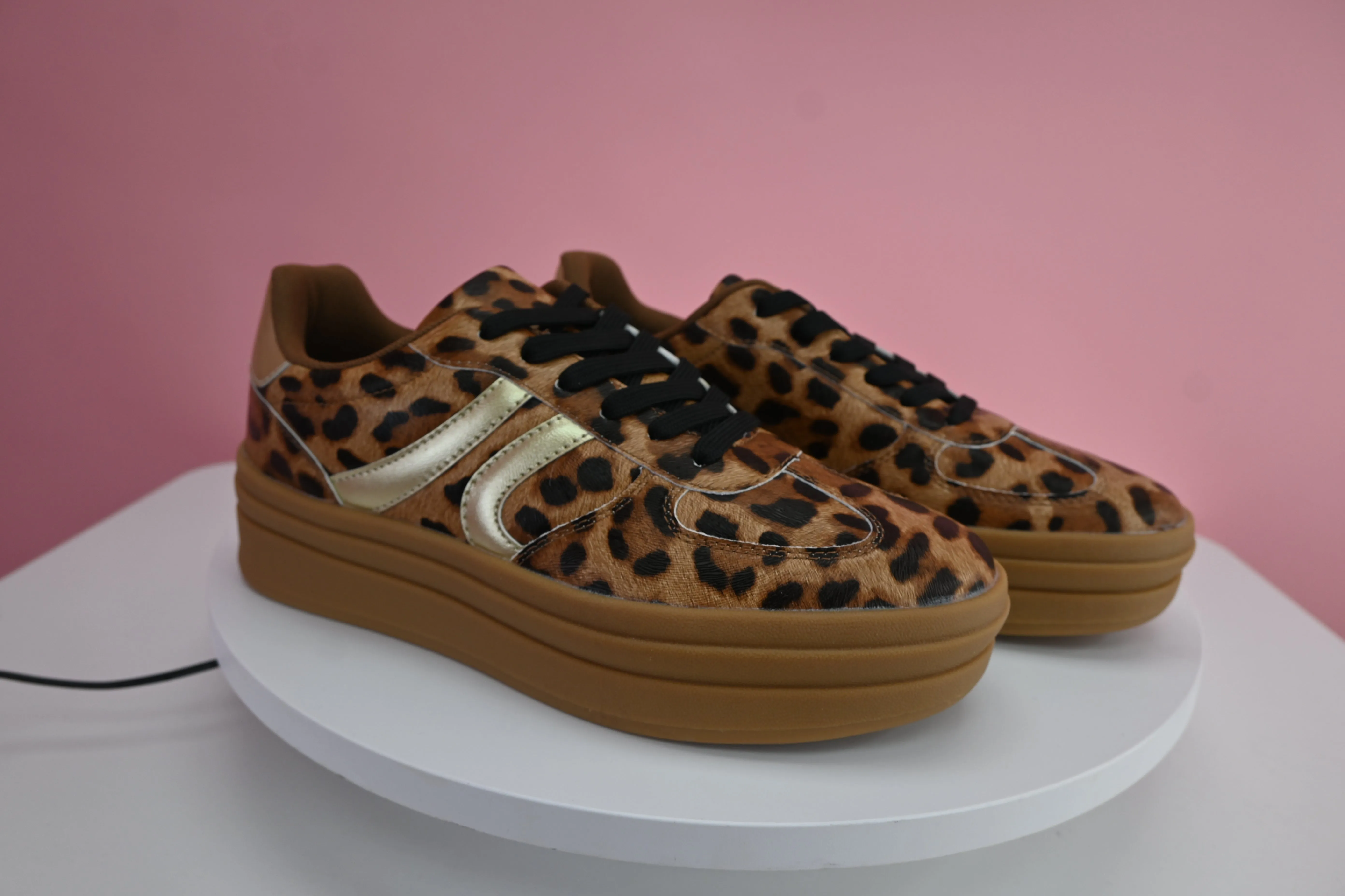 GOLD LEOPARD TENIS