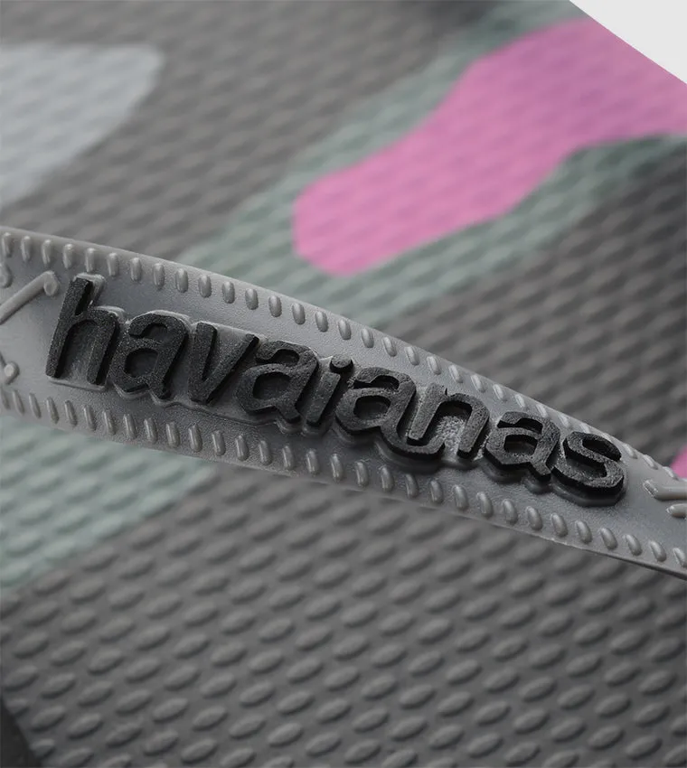 HAVAIANAS, Top Camu Flip Flops Size 11/12