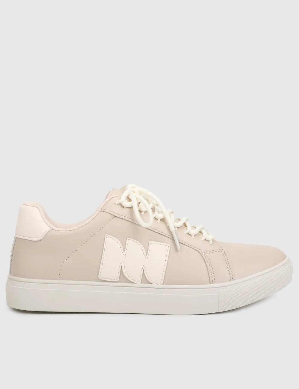 Hobnoob Rounded Toe Sneakers Men (Beige)