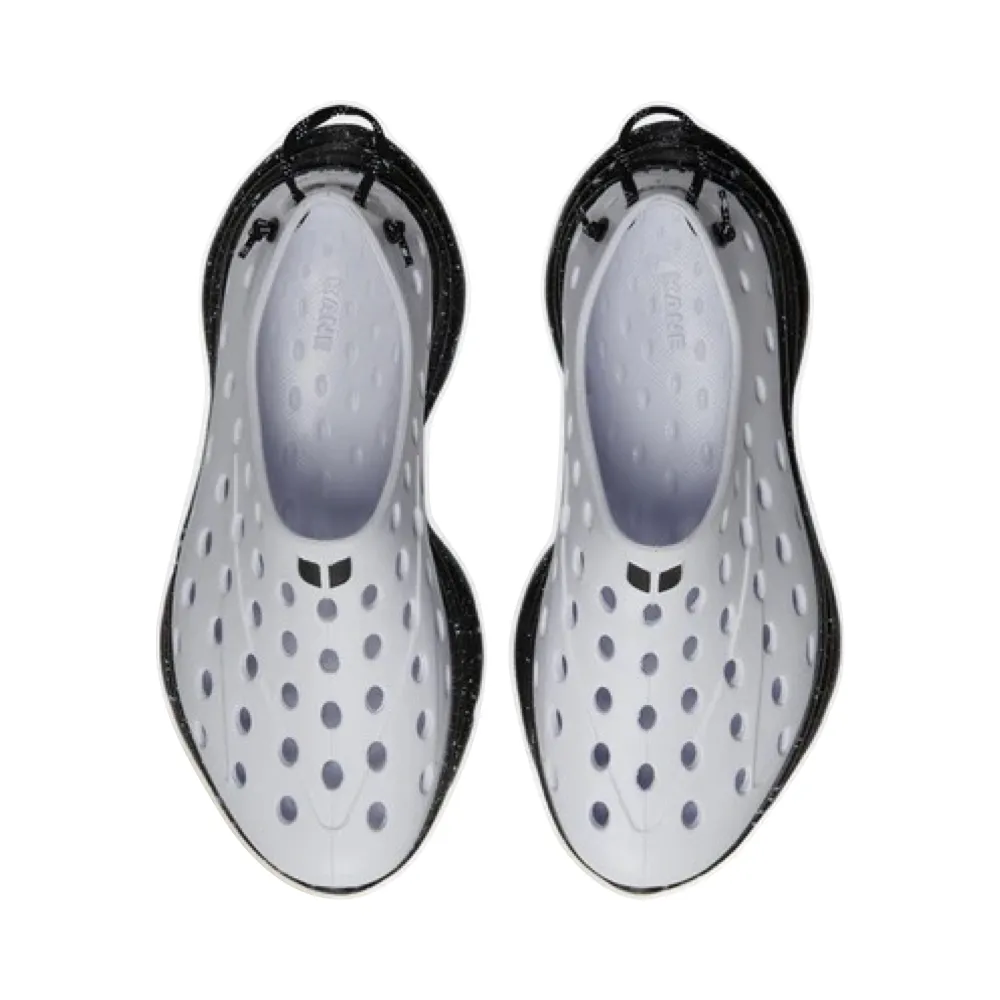 Kane Revive Slip On Active Recovery Shoe in White/Black Speckle