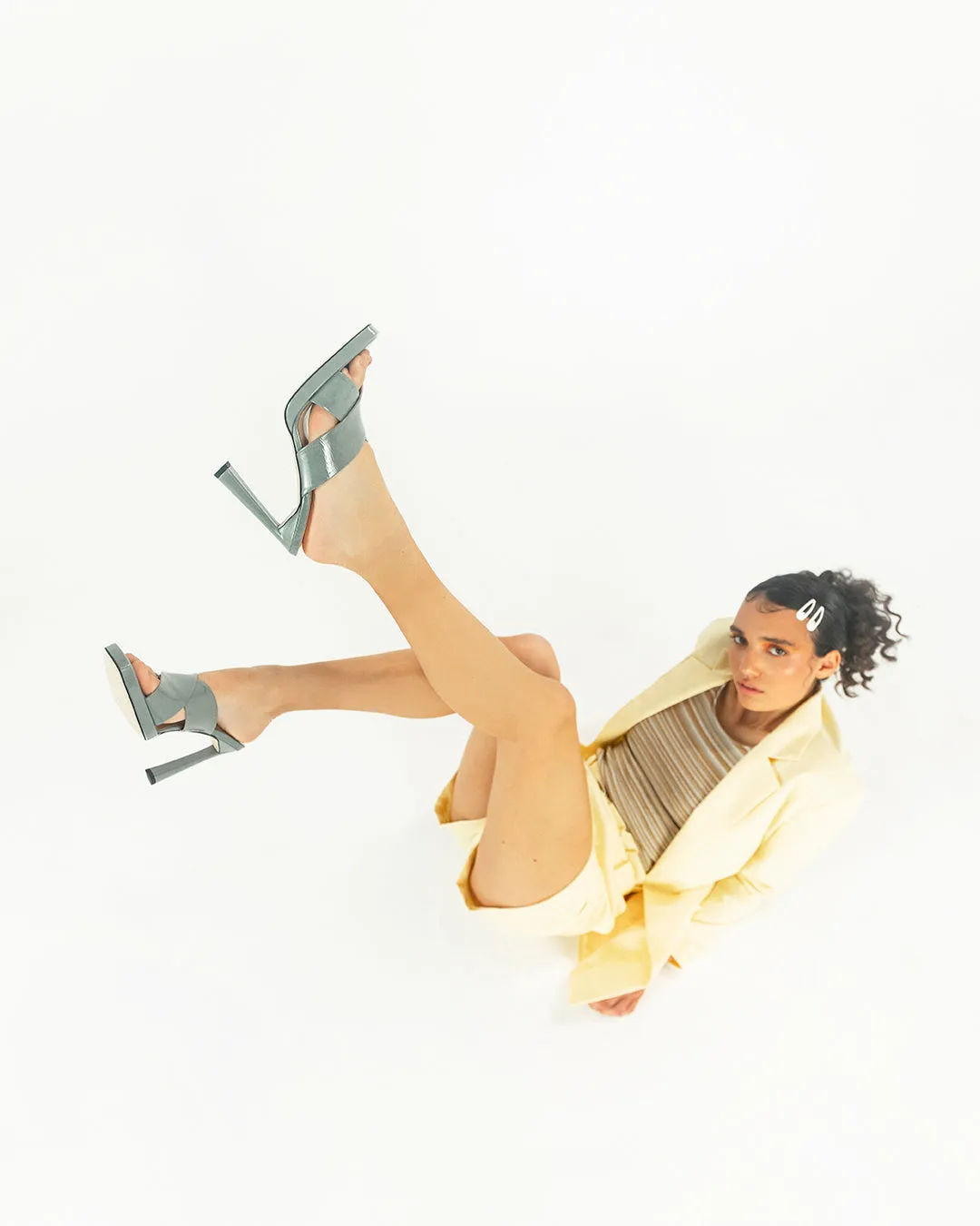 Kaori Plateau Avocado Green Naplak Mules