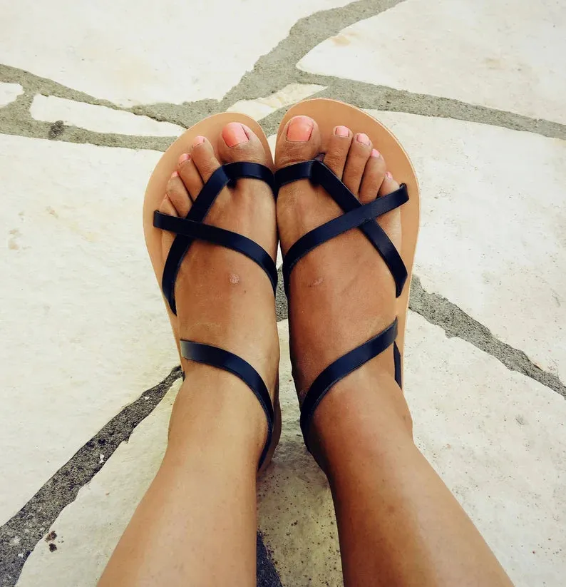 Leather sandals for women