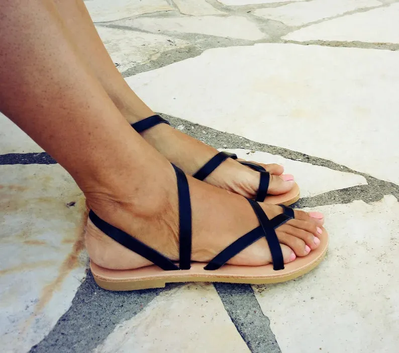 Leather sandals for women