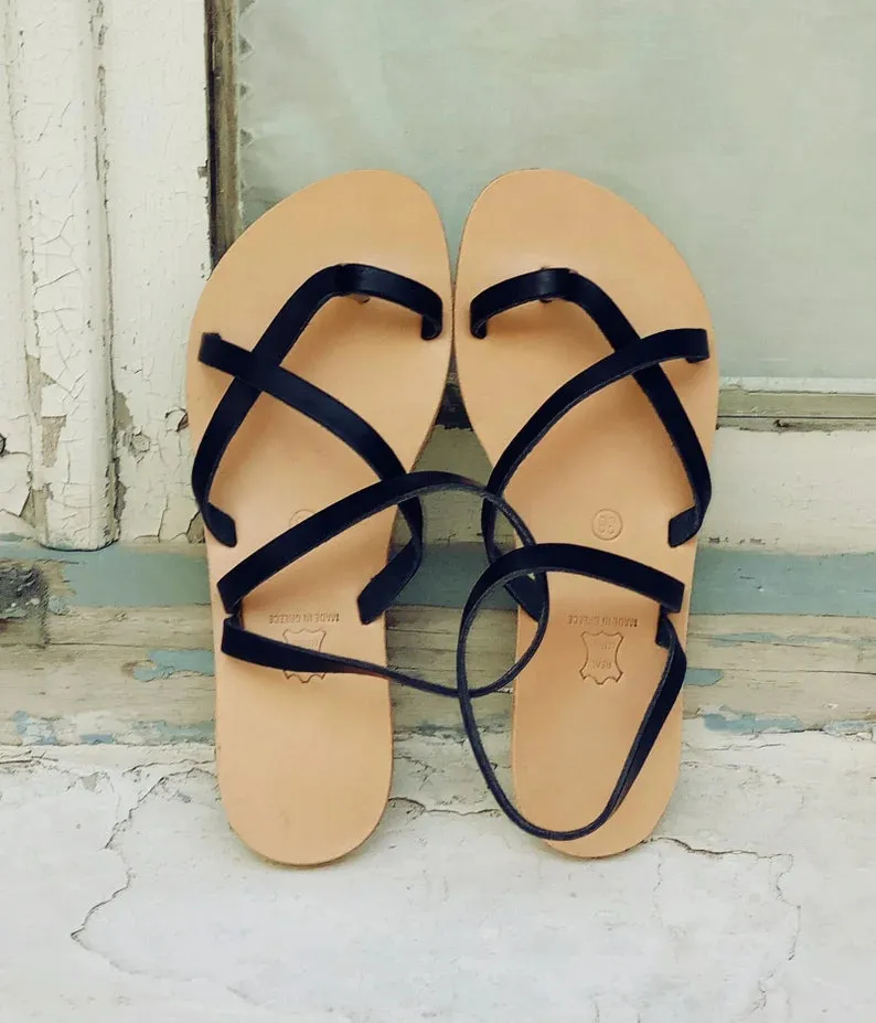 Leather sandals for women