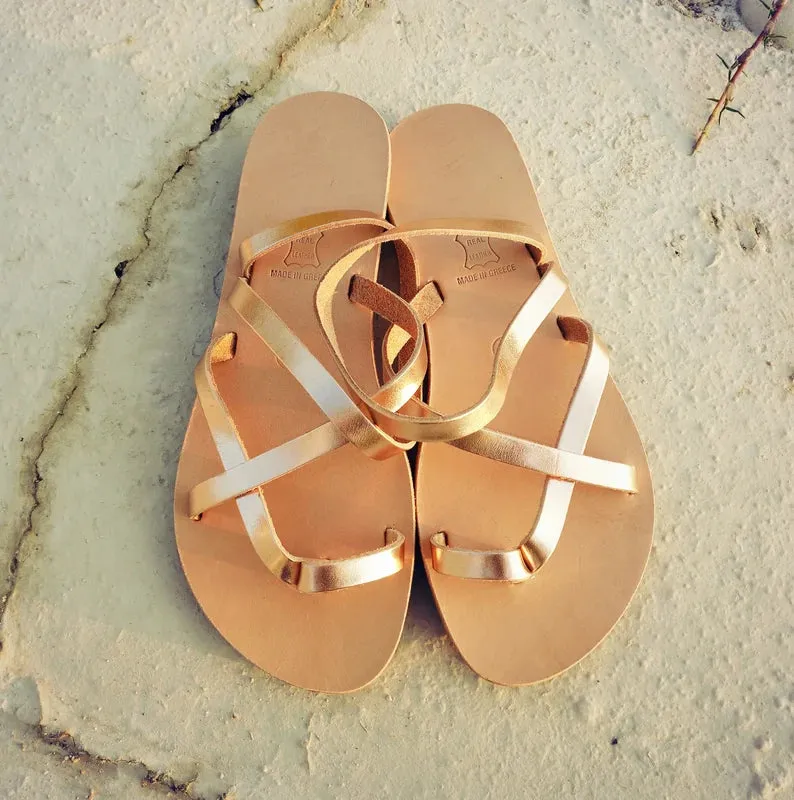 Leather sandals for women