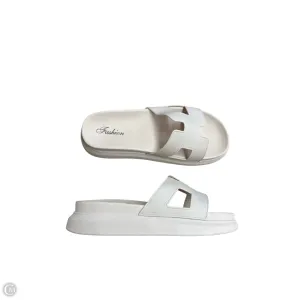 Sandals Heels Platform By Clothes Mentor In Tan, Size: 7