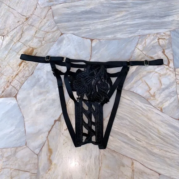 Victoria’s Secret Floral Band Strappy Bikini Ouvert Open Panty XS